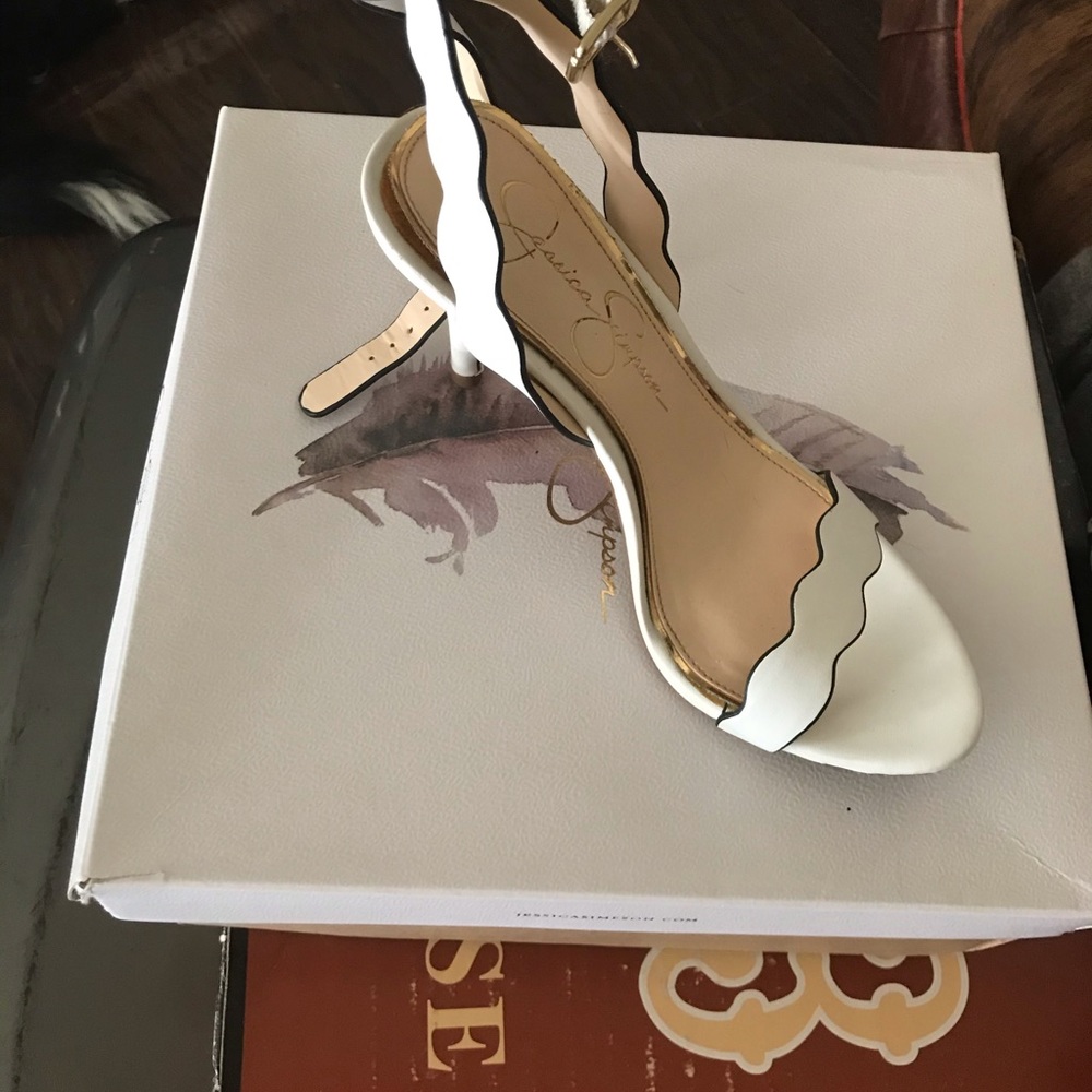 Jessica Simpson JS Moreno  High Heel shoes 6M